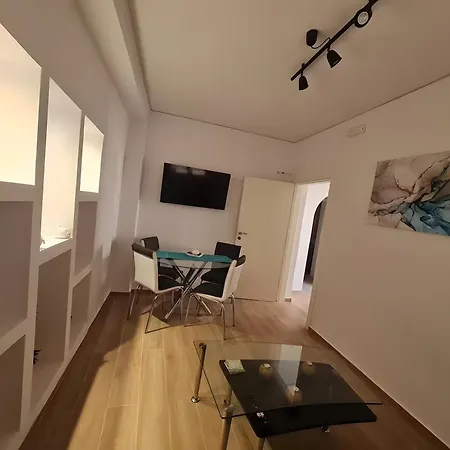 Maria's Heaven House - Old Town Daire